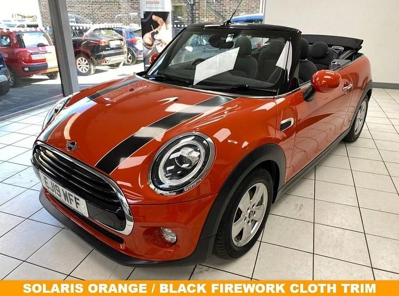Used Mini Cooper Cabriolet Classic 136 HP (100 kW) 2019 Orange Cabriolet