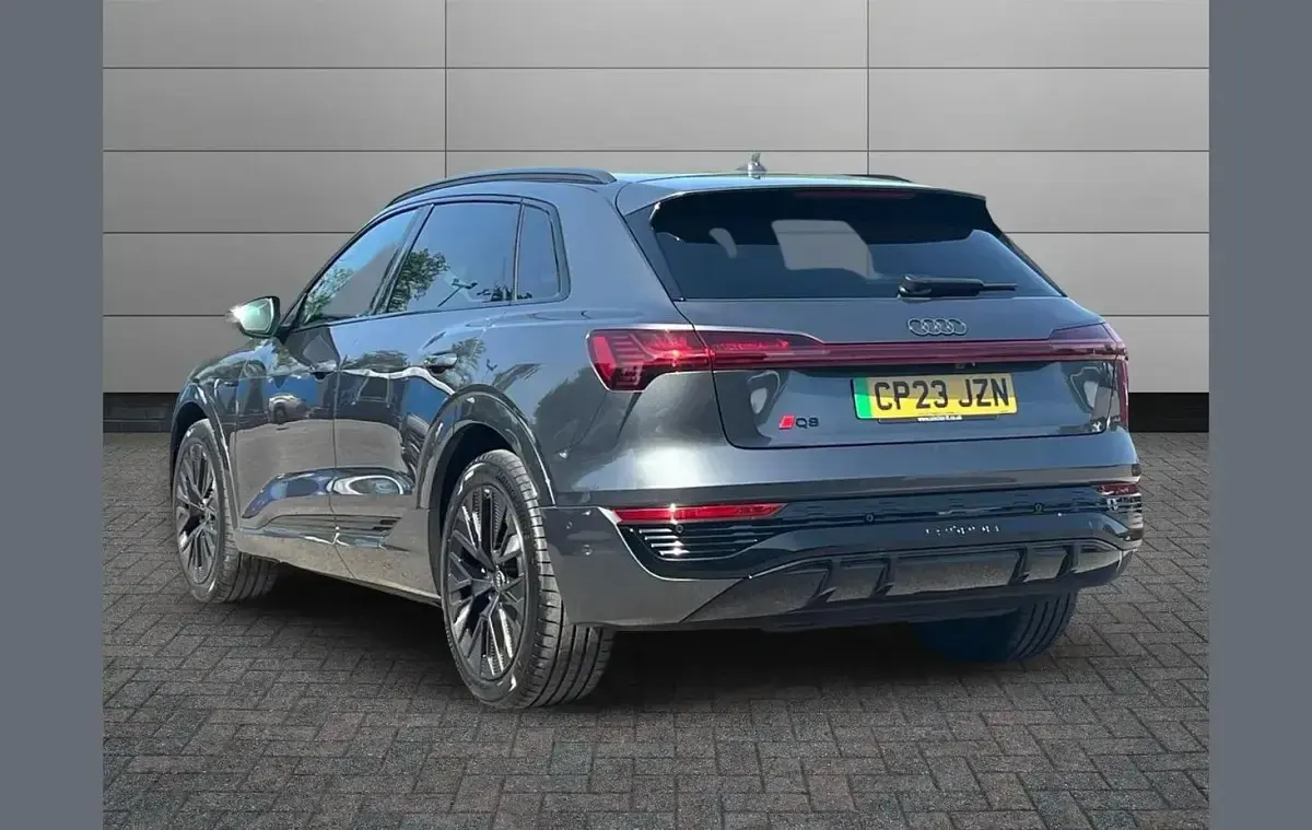 Used Audi Q8 e-tron Black Edition 300 kW (408 HP) 2023 Grey SUV