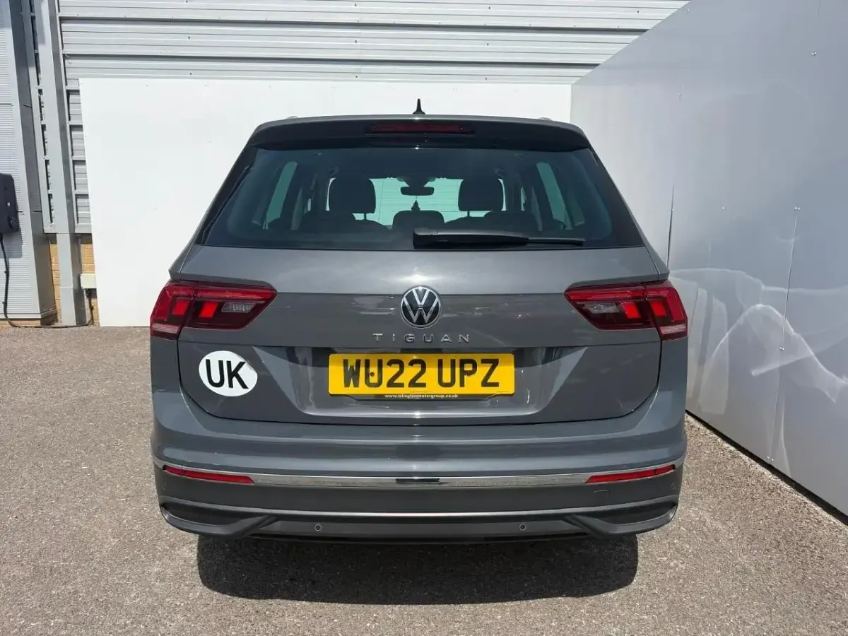 Used VW Tiguan Active 148 HP (108 kW) 2022 Grey SUV