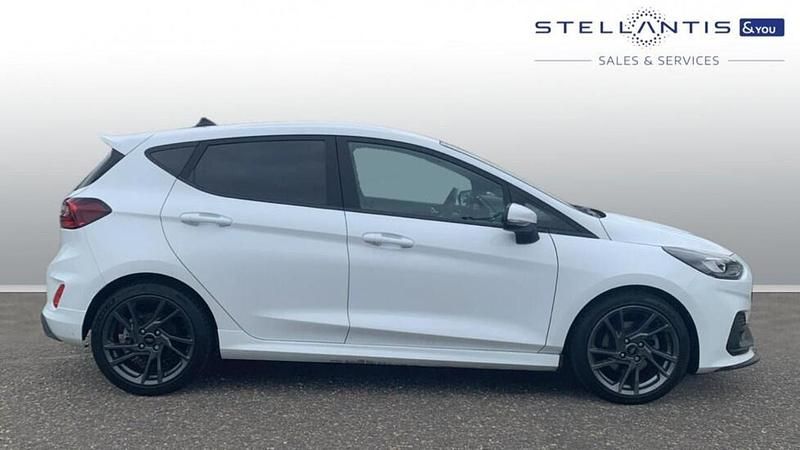 White Used 2022 Ford Fiesta ST Hatchback | £15,461 (Good price) - Image 1/4