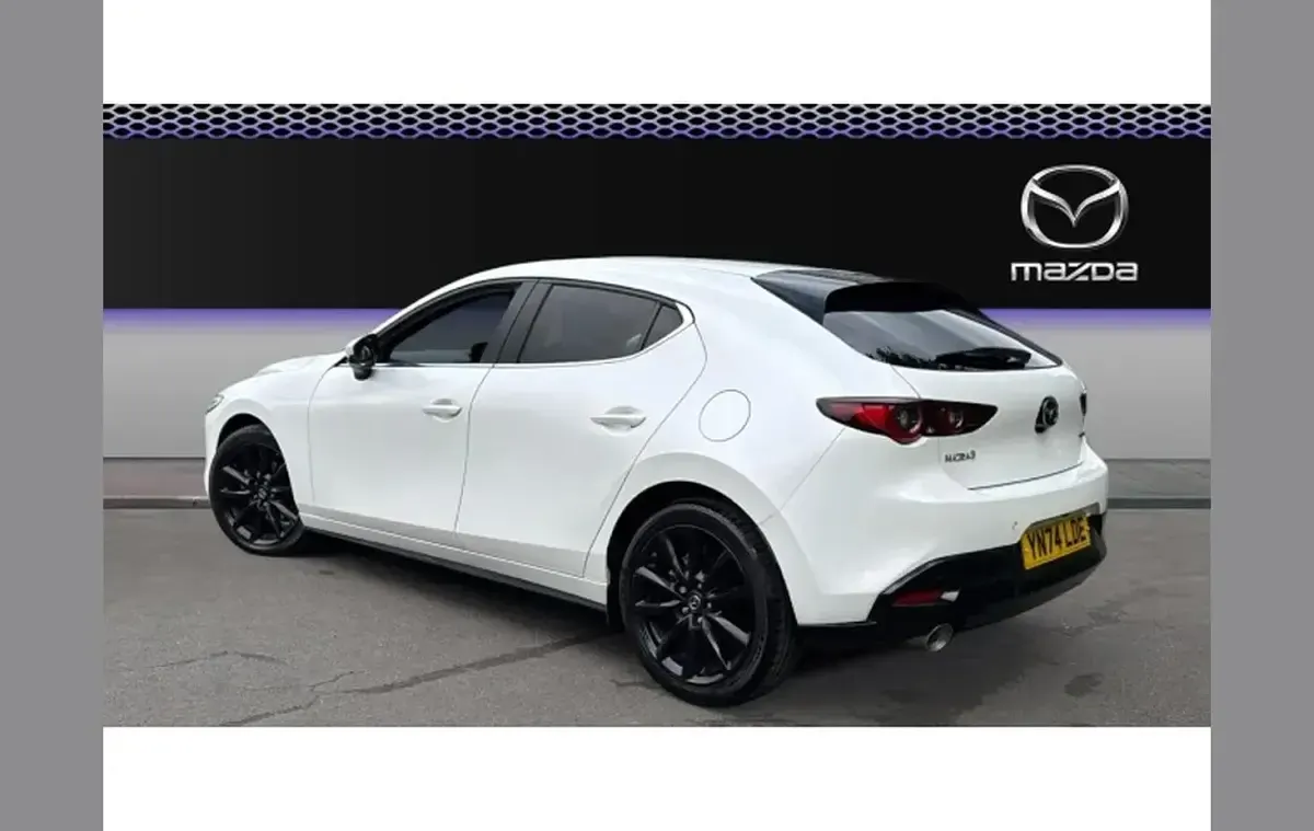 Used Mazda 3 Takumi-Line 183 HP (134 kW) 2024 White Hatchback