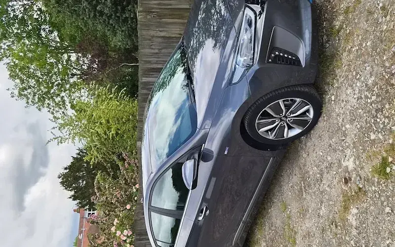 Używany Hyundai Ioniq Premium SE 141 KM (103 kW) 2018 Hatchback