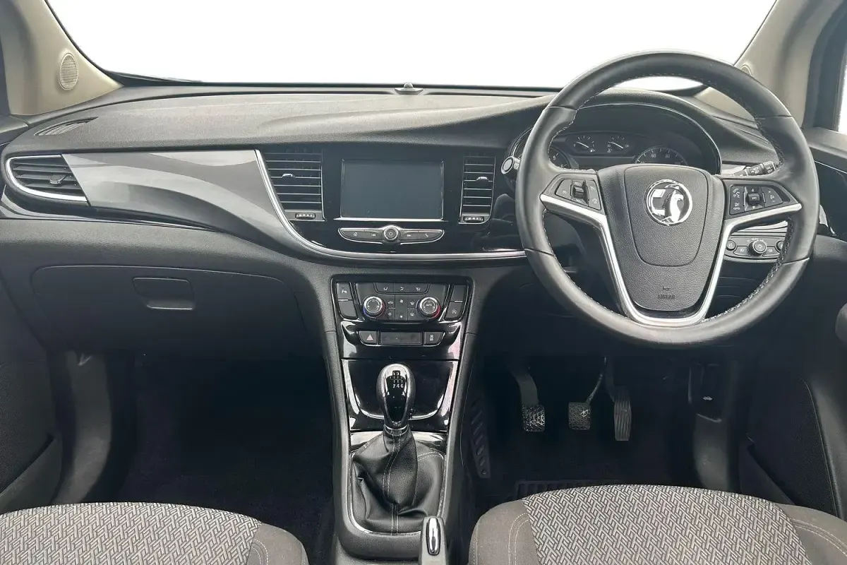 Used Vauxhall Mokka X Active 140 HP (102 kW) 2018 Silver SUV