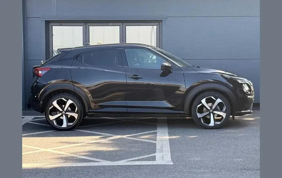 Used Nissan Juke Tekna 112 HP (82 kW) 2022 Black SUV