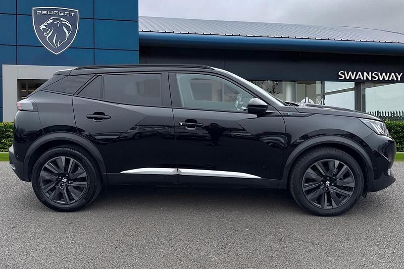 Used Peugeot 2008 Premium 100 kW (136 HP) 2021 Black SUV