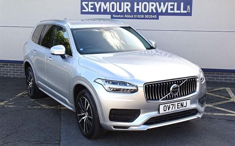 Used Volvo XC90 Momentum 235 HP (172 kW) 2021 SUV