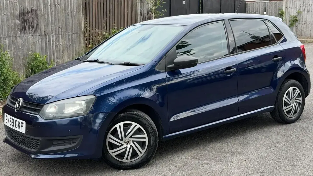 Usado VW Polo S 70 HP (51 kW) 2010 Azul Citadino