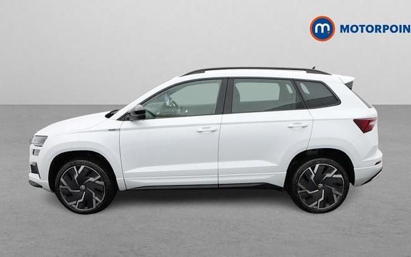 Used Skoda Karoq SportLine 150 HP (110 kW) 2024 White SUV