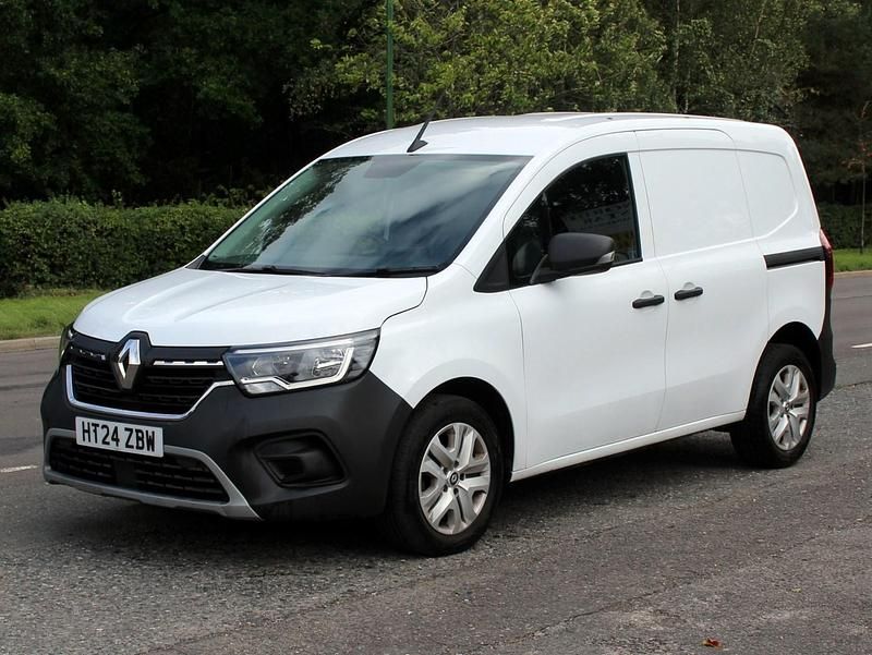 White Used 2024 Renault Kangoo MPV | £13,250 (A bit pricey) - Image 1/4
