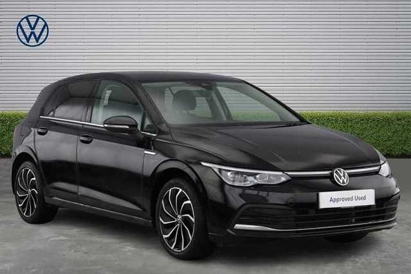 Used VW Golf VIII 130 HP (95 kW) 2023