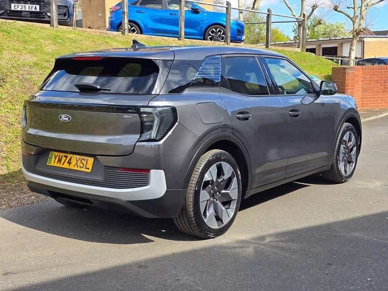 Usado Ford Explorer Premium 210 kW (286 HP) 2024 Cinzento SUV