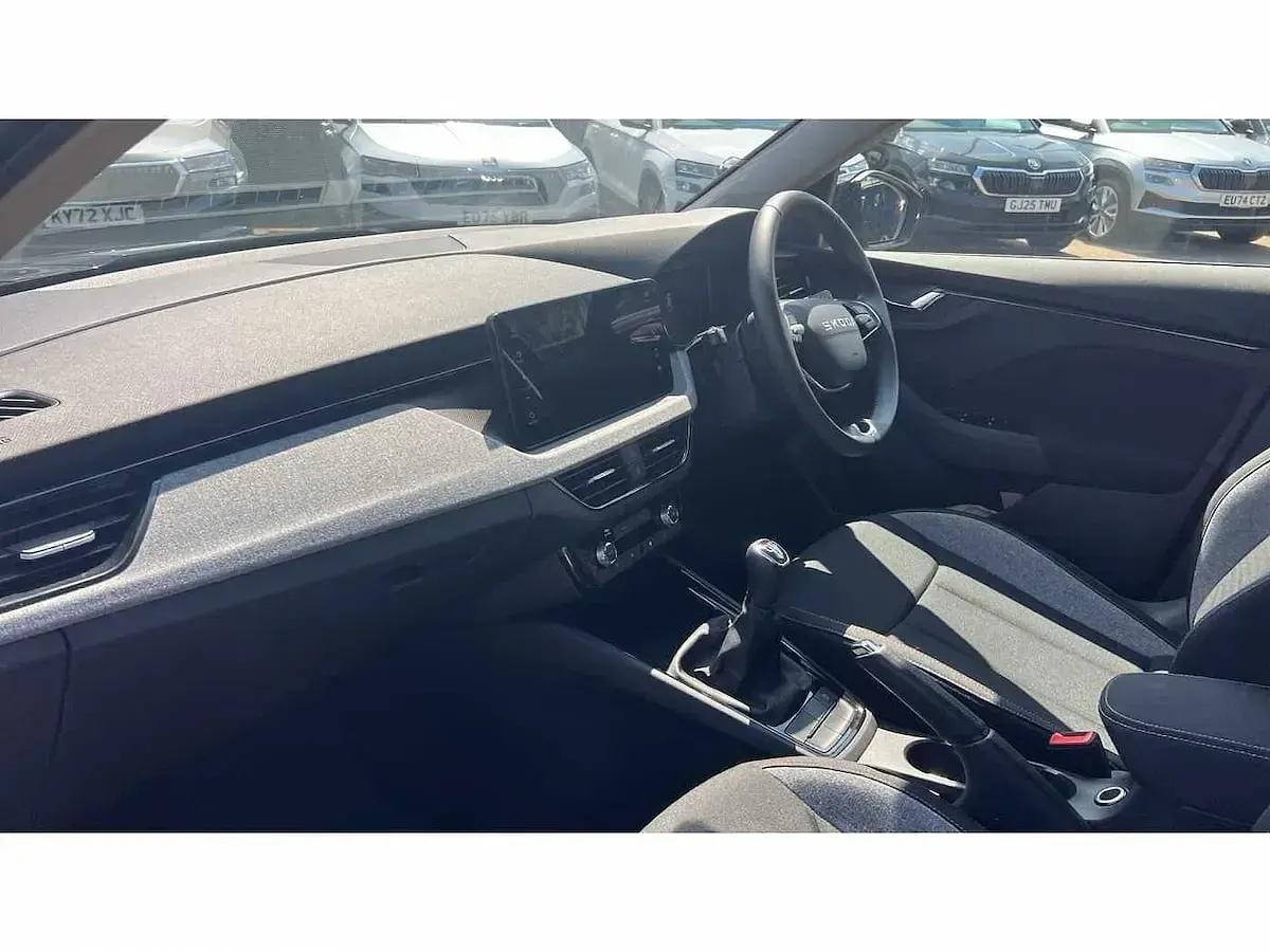 Used Skoda Kamiq SE 95 HP (69 kW) 2025 Black magic pearl effect SUV