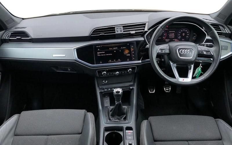 Usado Audi Q3 S-Line 150 CV (110 kW) 2020 Negro SUV