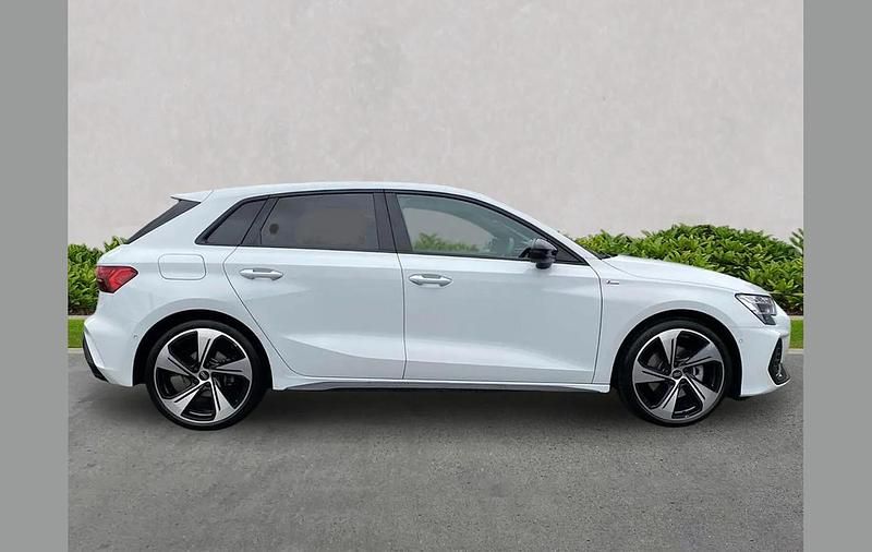 Used Audi A3 Black Edition 150 HP (110 kW) 2025 White Hatchback