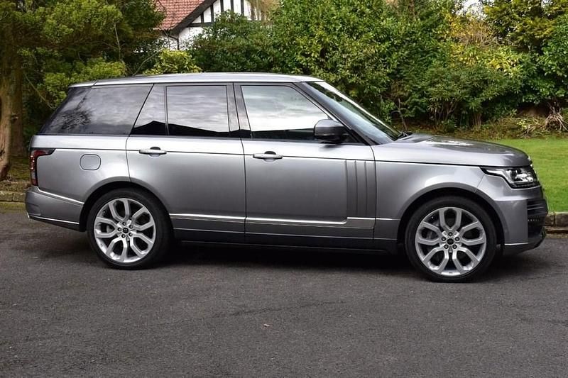 Used Land Rover Range Rover Vogue SE 339 HP (249 kW) 2013 Grey SUV