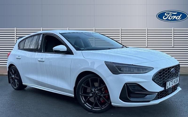 Used 2024 Ford Focus ST Hatchback | £23,226 (Fair price) - Image 1/4