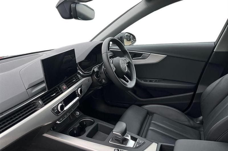 Used Audi A4 Sport 204 HP (150 kW) 2024 Brilliant black Estate