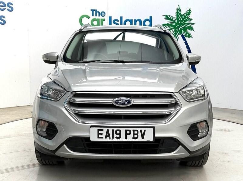 Used Ford Kuga Zetec 120 HP (88 kW) 2019 Silver SUV