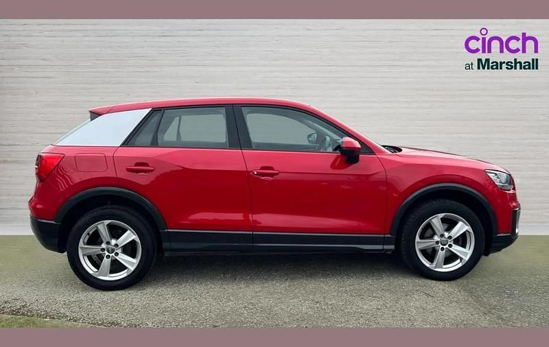 Used Audi Q2 Sport 113 HP (83 kW) 2019 Red SUV