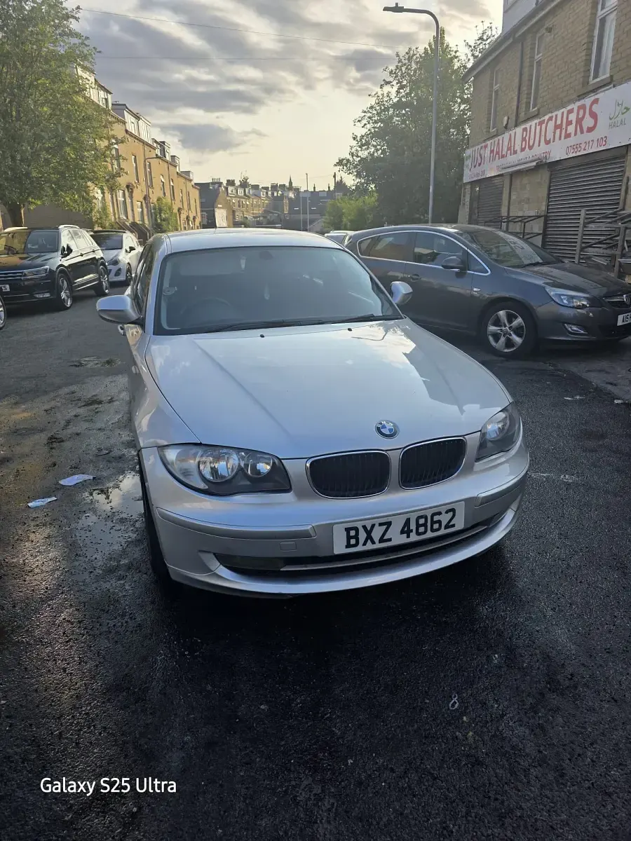 Used BMW 118 2011 Silver Hatchback