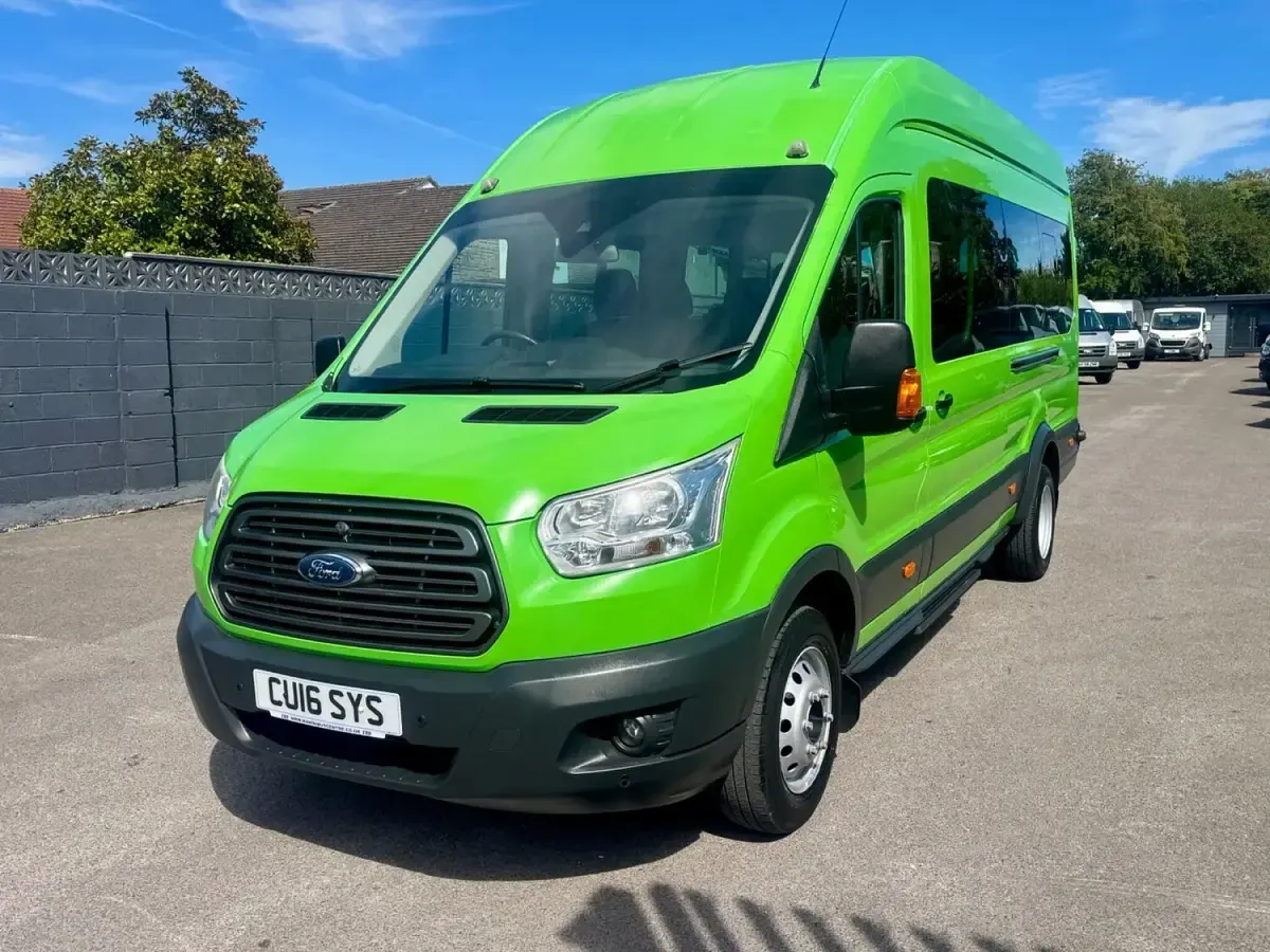 Used Ford Transit Trend 155 HP (114 kW) 2016 Green Sedan
