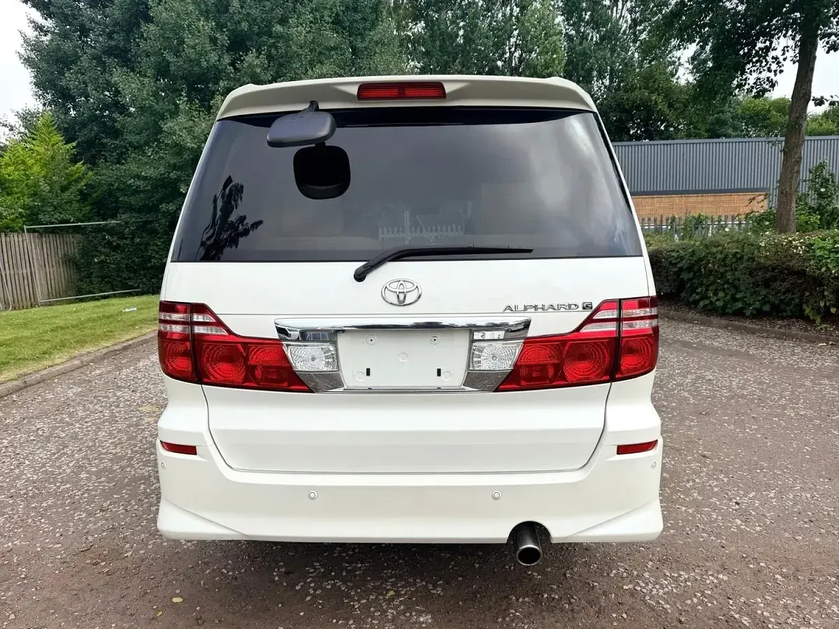 Used Toyota Alphard Edition 159 HP (116 kW) 2007 Black MPV