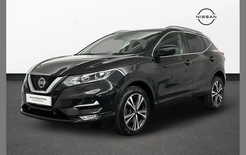 Used Nissan Qashqai N-Connecta 115 HP (84 kW) 2019 Black SUV