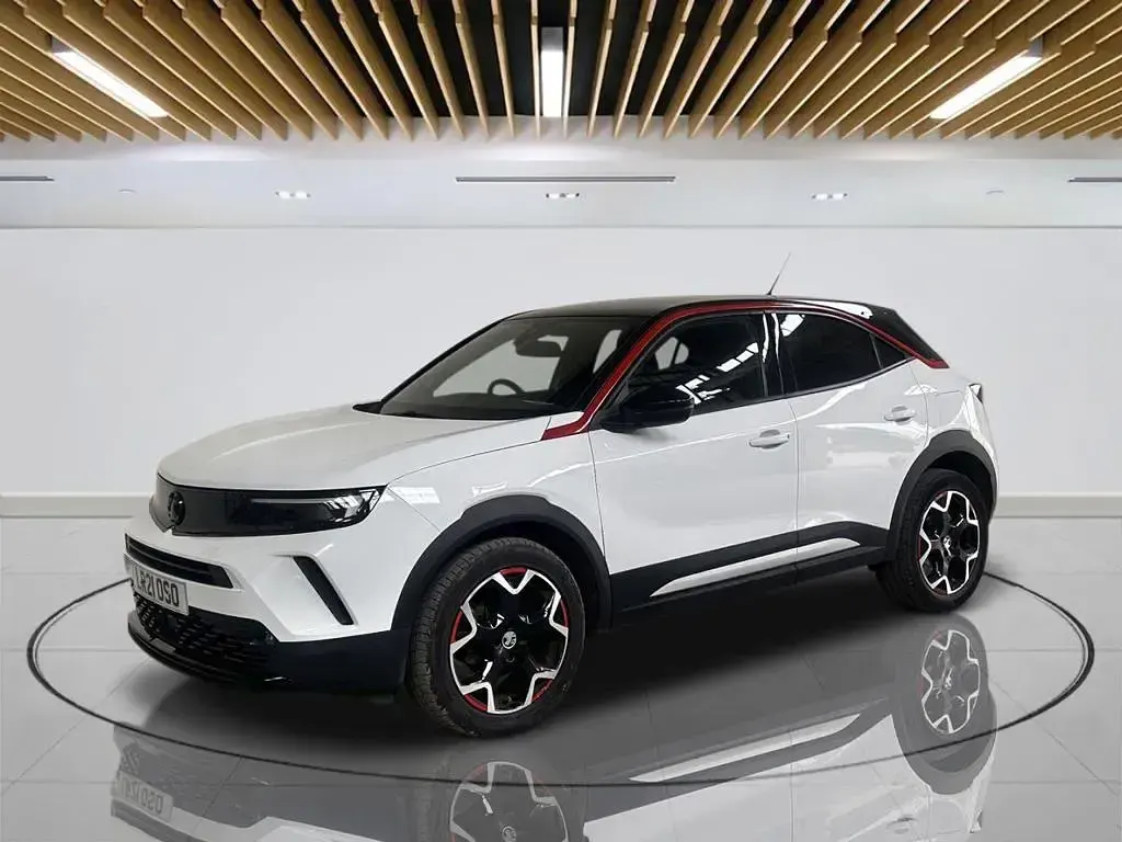 Used Vauxhall Mokka SRi 100 HP (73 kW) 2021 White SUV