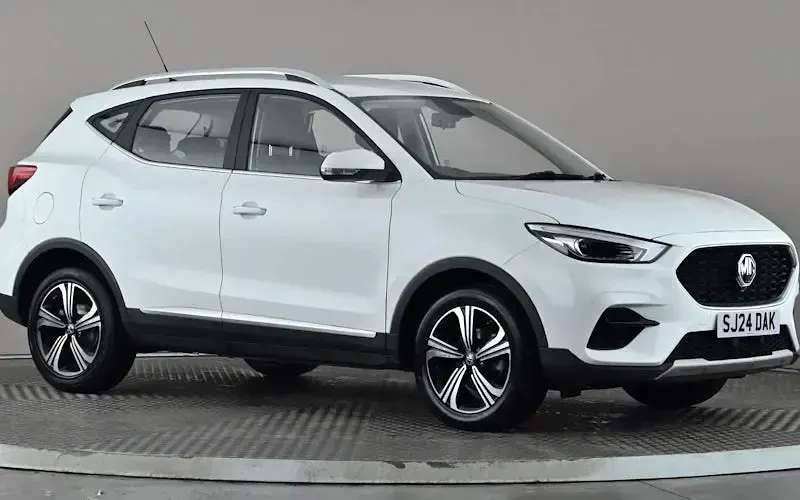Käytetty MG ZS Excite 106 HP (77 kW) 2024 Katumaasturi