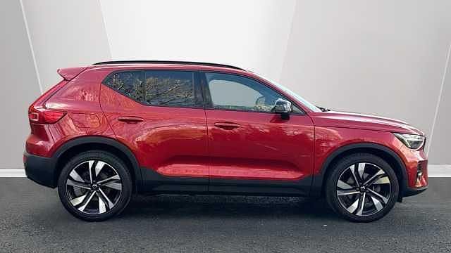 Used Volvo XC40 Ultimate 194 HP (142 kW) 2024 SUV
