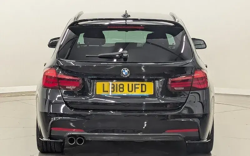 Used BMW 330 M Sport 258 HP (189 kW) 2018 Black Estate