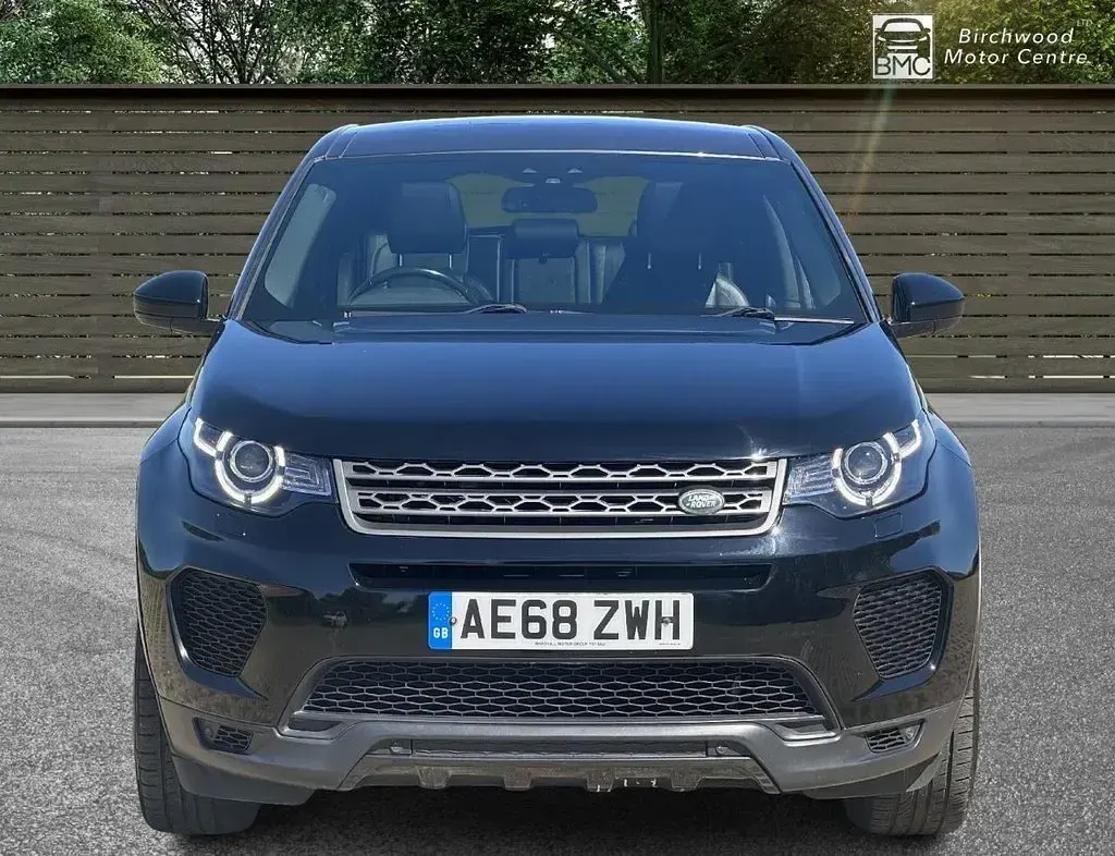 Used Land Rover Discovery Sport Landmark 180 HP (132 kW) 2018 Black SUV