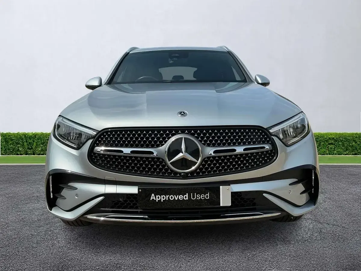 Used Mercedes GLC300e AMG line 313 HP (230 kW) 2025 Silver SUV