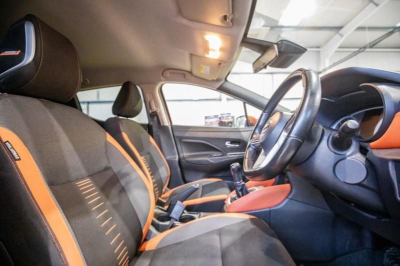 Used Nissan Micra Tekna 90 HP (66 kW) 2018 Orange Hatchback