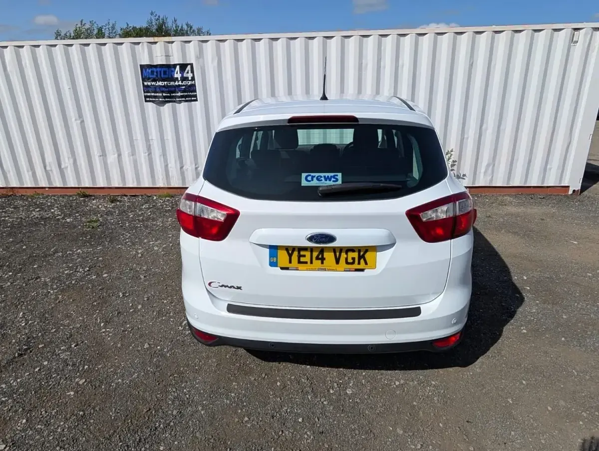 Used Ford C-MAX Titanium 2014 White MPV