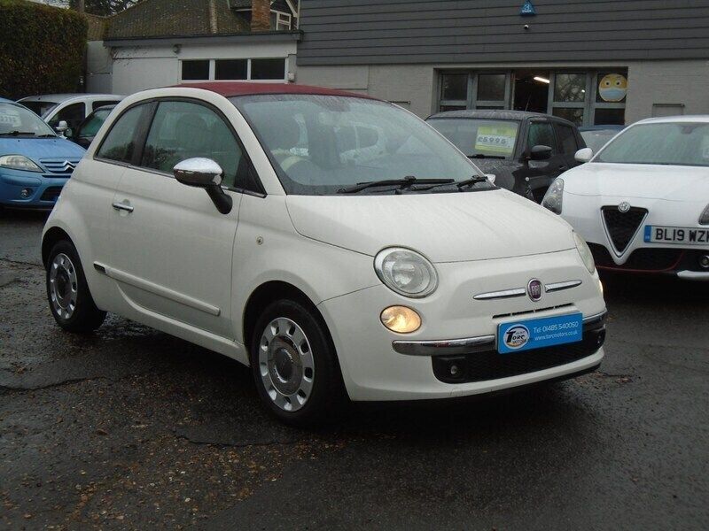White Used 2009 Fiat 500 Pop Cabriolet | £3,995 (Expensive) - Image 1/4