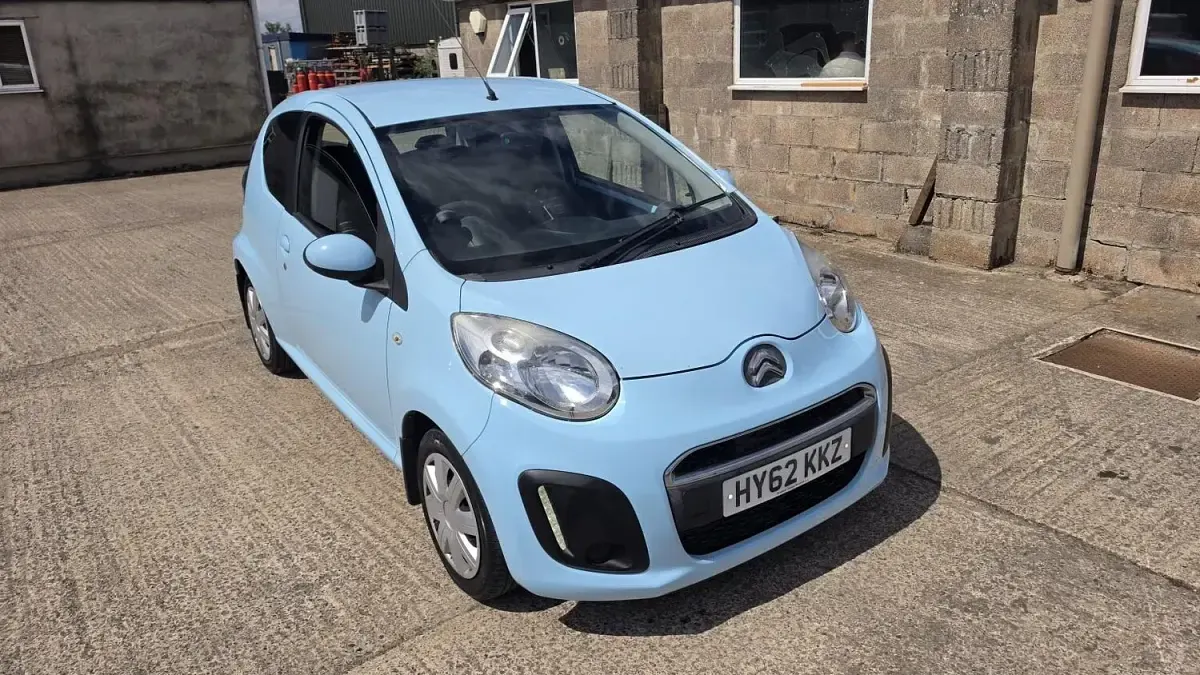 Used Citroën C1 VTR Sport 68 HP (50 kW) 2012 Blue Hatchback