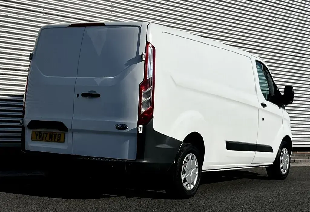 Used Ford Transit Custom Trend 130 HP (95 kW) 2017 White Van