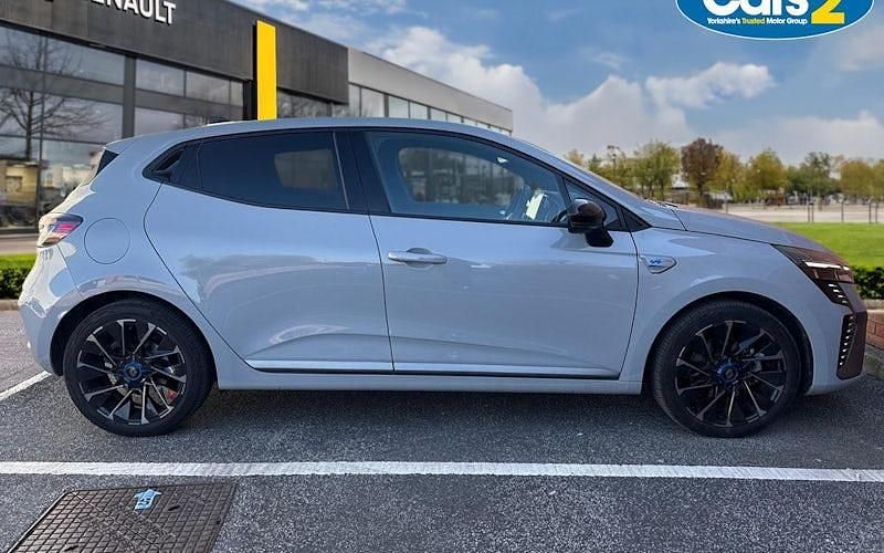 Used Renault Clio V Esprit Alpine 143 HP (105 kW) 2025 Red Hatchback