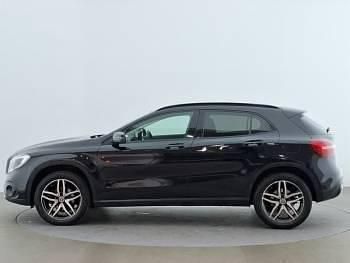 Used Mercedes GLA180 Urban 122 HP (89 kW) 2019 Black SUV