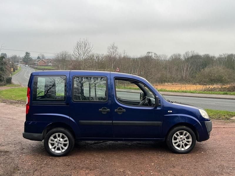 Used Fiat Doblò Dynamic 77 HP (56 kW) 2007 Blue MPV