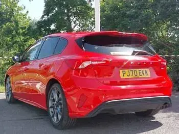 Used Ford Focus ST-Line 125 HP (91 kW) 2020 Red Hatchback