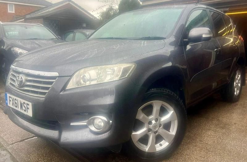 Used Toyota RAV4 2011 Grey SUV