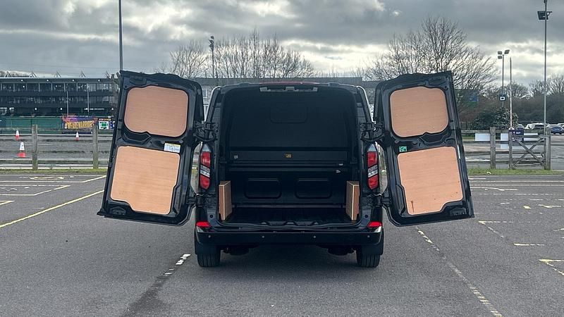 Used Ford Transit Custom Limited 232 HP (170 kW) 2025 Van