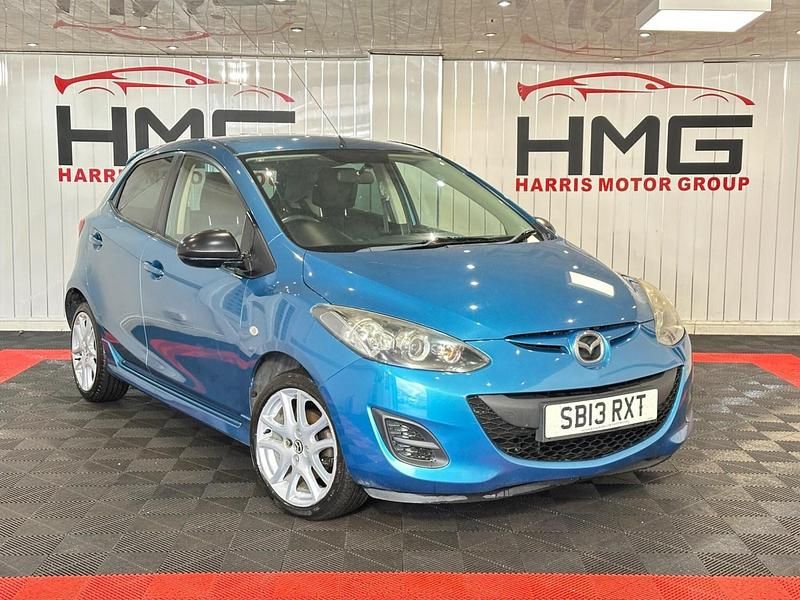 Begagnad Mazda 2 2013 Blå Halvkombi