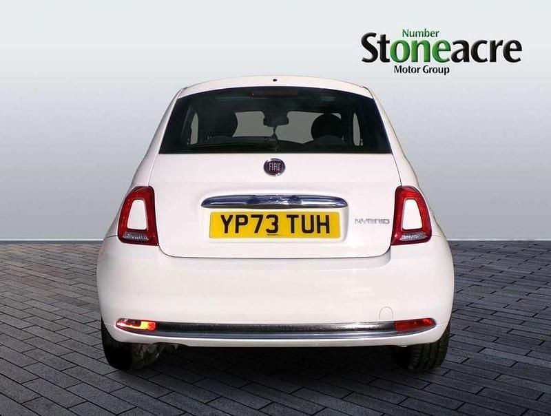 Used Fiat 500 70 HP (51 kW) 2023 White Hatchback