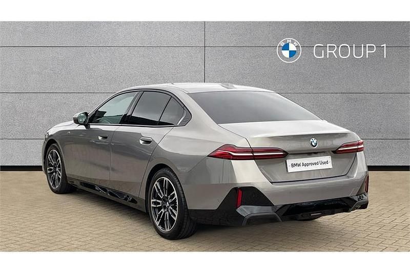 Used BMW 520 M Sport 208 HP (152 kW) 2024 Oxide grey Sedan