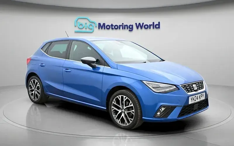 Begagnad Seat Ibiza XCELLENCE 110 HK (80 kW) 2023 Blå Halvkombi