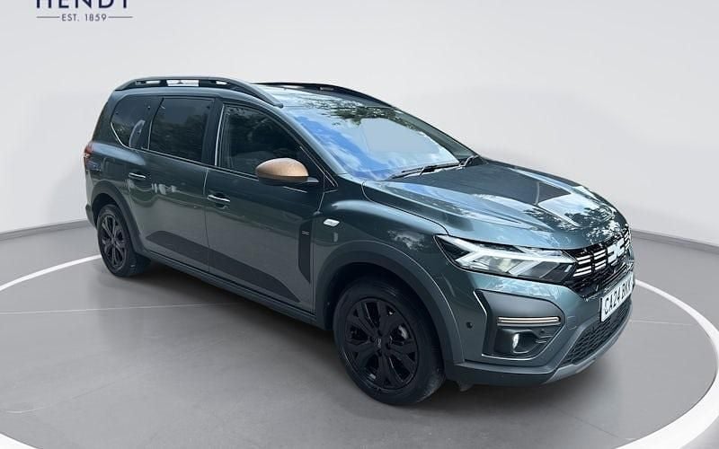 Used 2024 Dacia Jogger Extreme Estate | £20,995 (Fair price) - Image 1/4