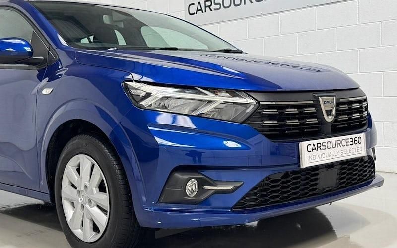 Second-hand Dacia Sandero Comfort 91 CP (66 kW) 2022 Albastru Hatchback